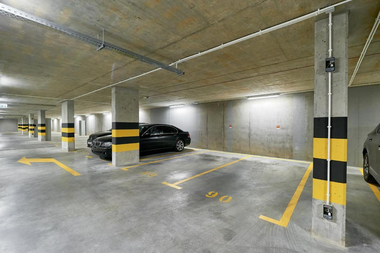 Exclusive Apartments Gwiazdzista With Free Garage Wroclaw By Noclegi Renters Eksteriør billede