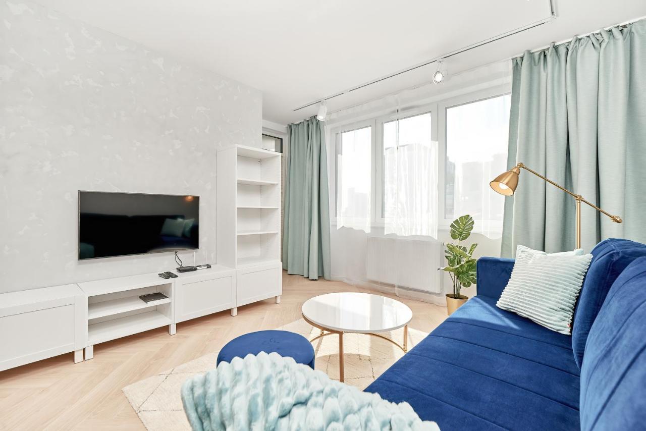 Exclusive Apartments Gwiazdzista With Free Garage Wroclaw By Noclegi Renters Eksteriør billede