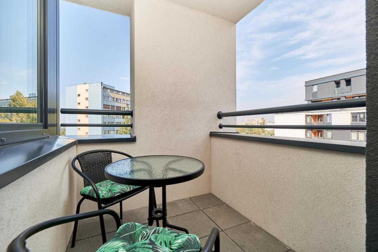 Exclusive Apartments Gwiazdzista With Free Garage Wroclaw By Noclegi Renters Eksteriør billede